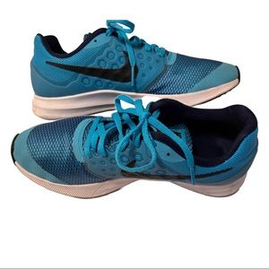 Boys Nike tennis shoes